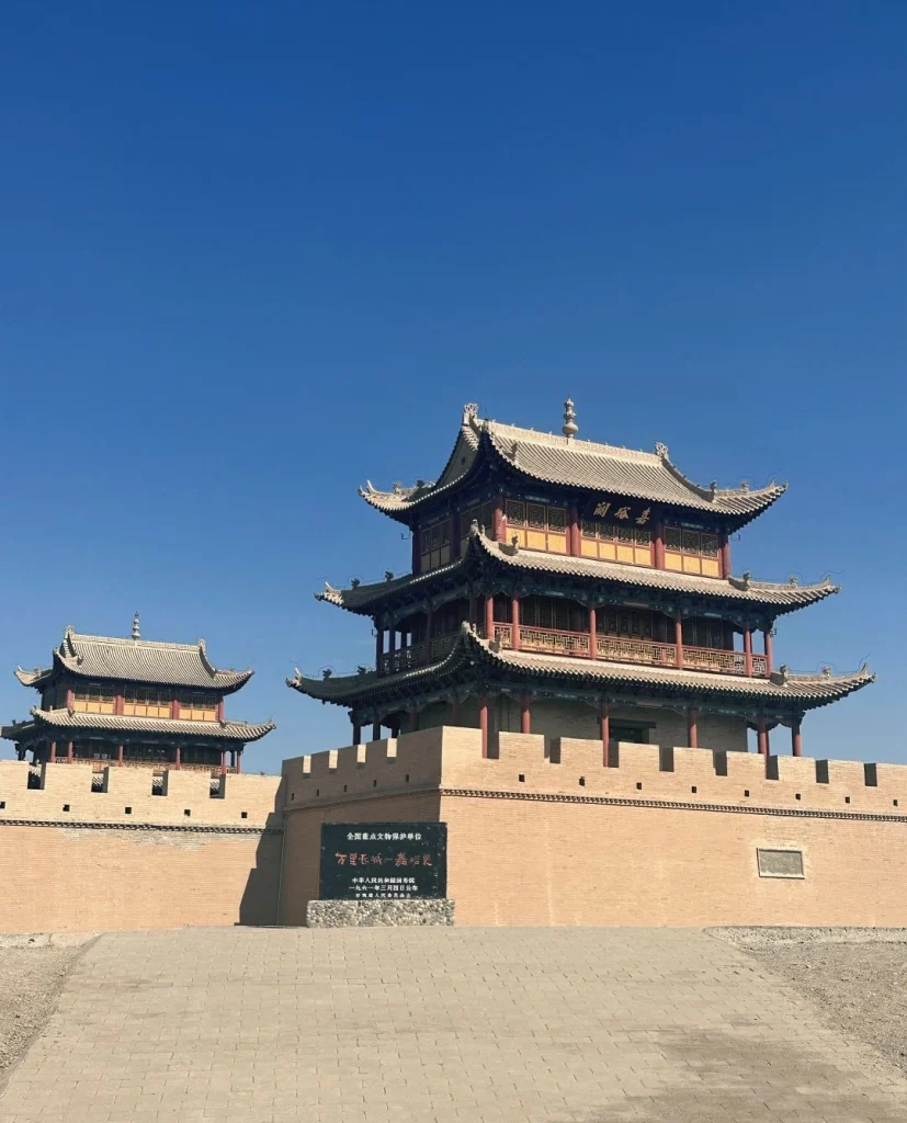 Jiayuguan Fort, Gansu Historic western gateway of the Great Wall, Jiayuguan Fort stands tall under a clear blue sky in the desert of Gansu.