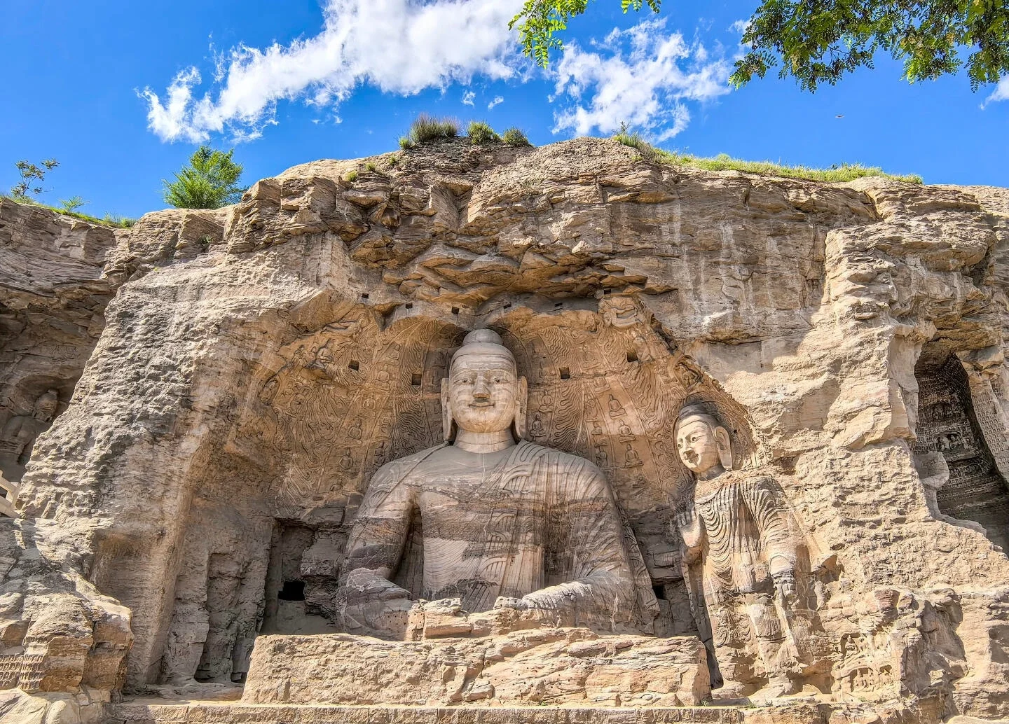 Buddhastatuer af sten udhugget i klippen ved Yungang-grotterne - Rejseguide til Datong: De bedste oplevelser i 2026 2026 - The China Journey Buddhastatuer af sten udhugget i klippen ved Yungang-grotterne - Rejseguide til Datong: De bedste oplevelser i 2026 2026 - The China Journey
